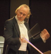 Ron Clearfield conducting